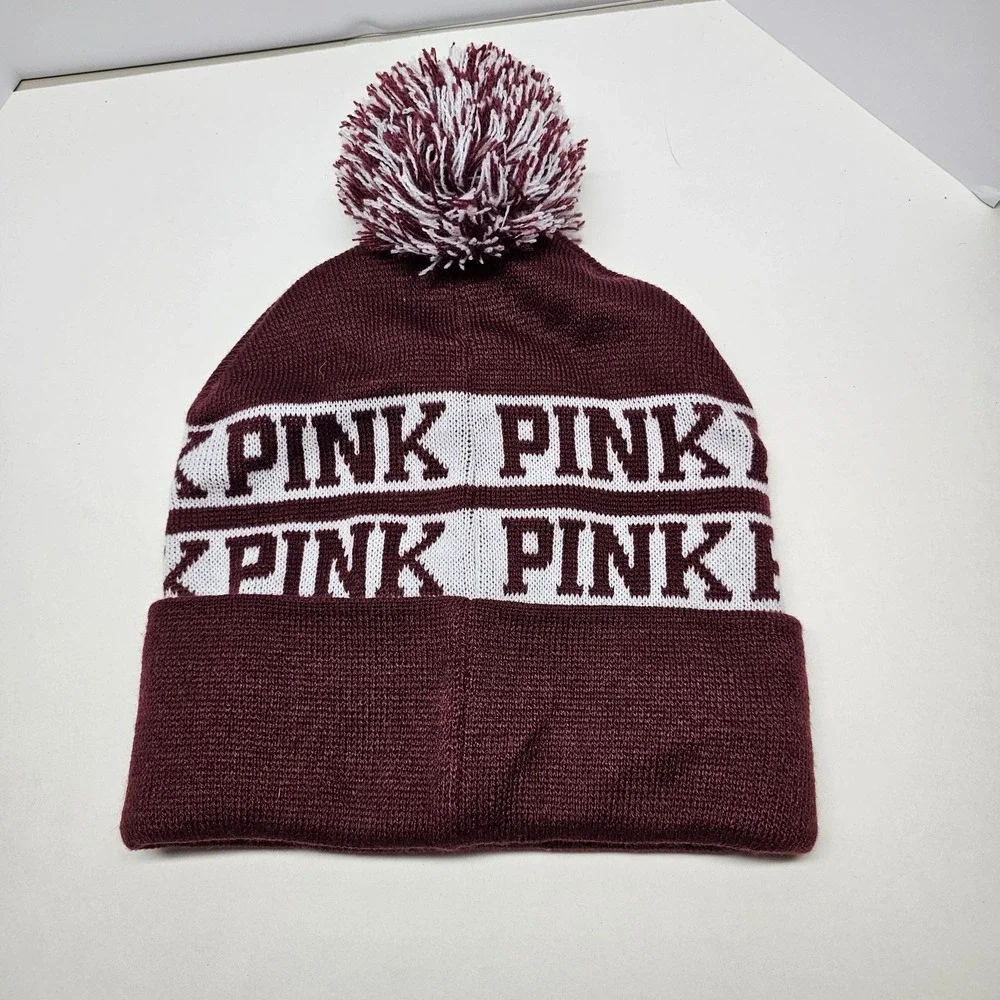 Victoria's Secret Pink Maroon Beanie With Pom-Pom Never‎ Worn